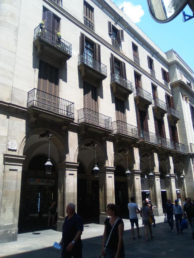 Colom Apartments Barcelona Luaran gambar