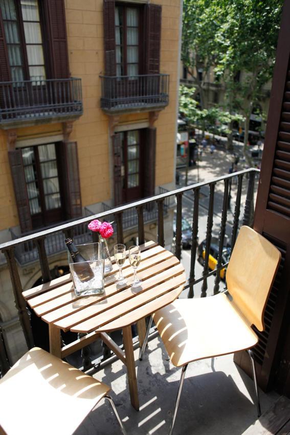 Colom Apartments Barcelona Luaran gambar