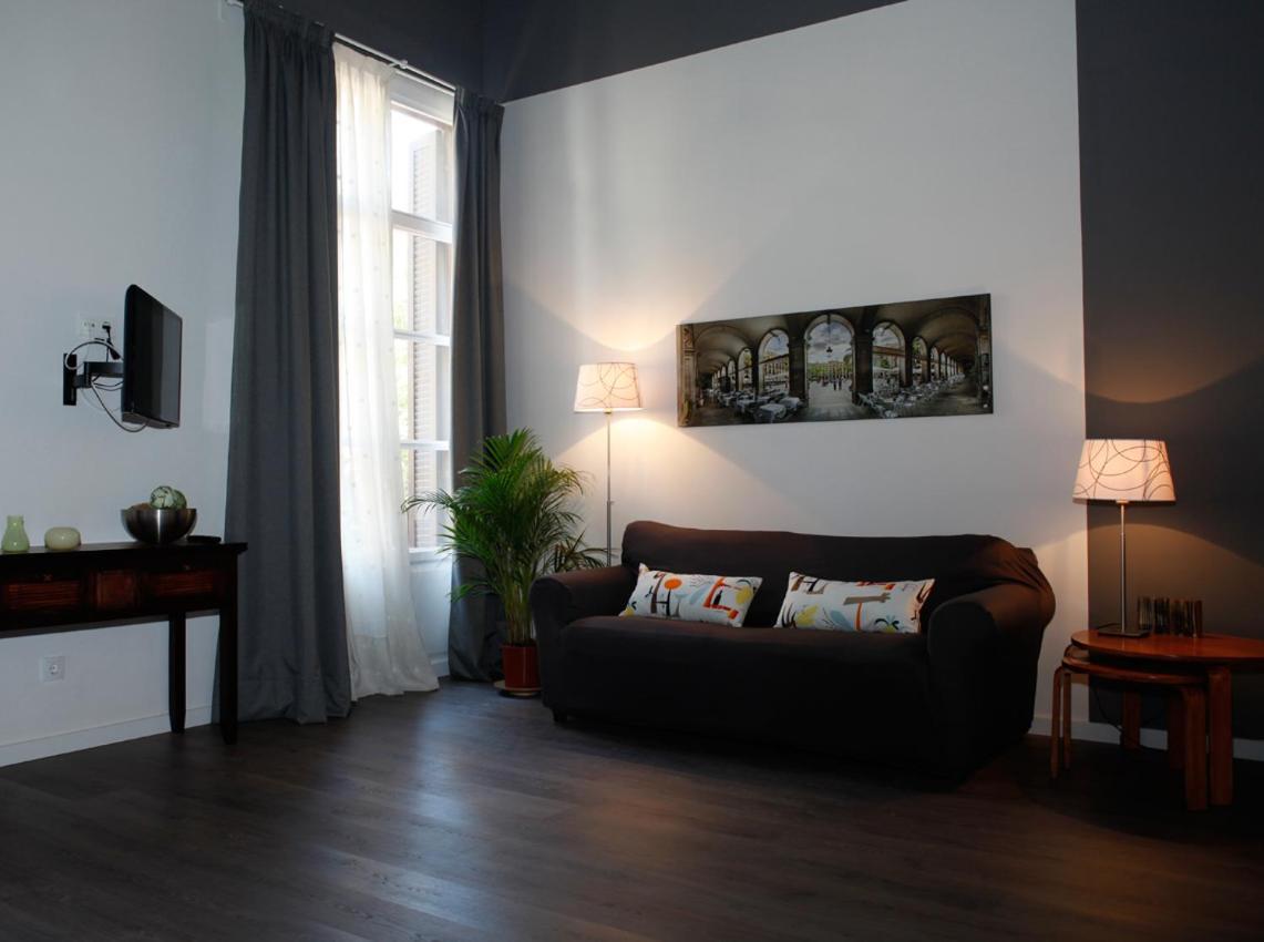 Colom Apartments Barcelona Luaran gambar