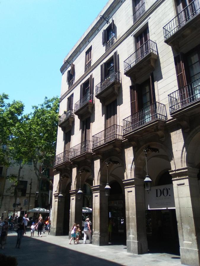 Colom Apartments Barcelona Luaran gambar
