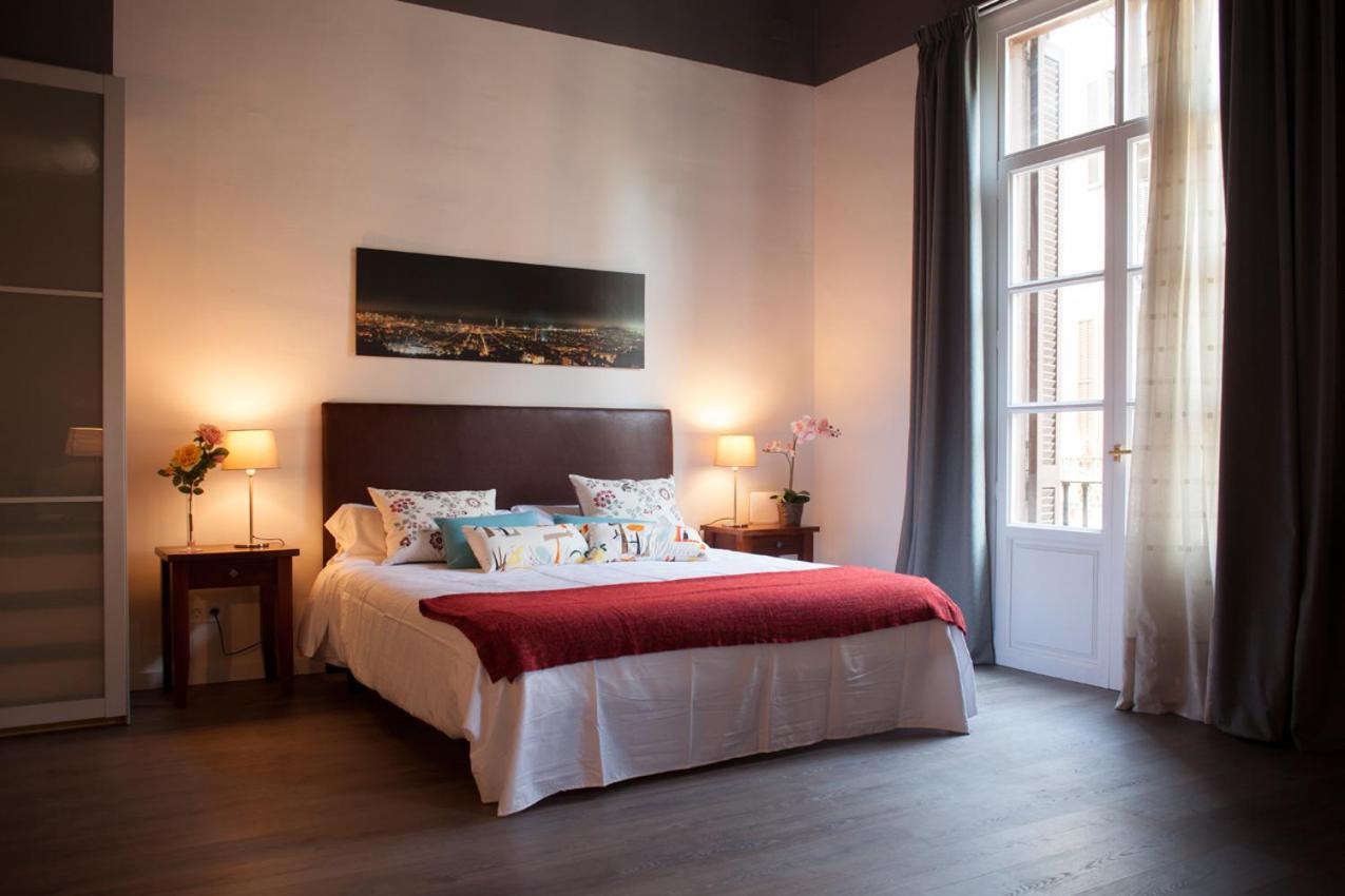 Colom Apartments Barcelona Luaran gambar