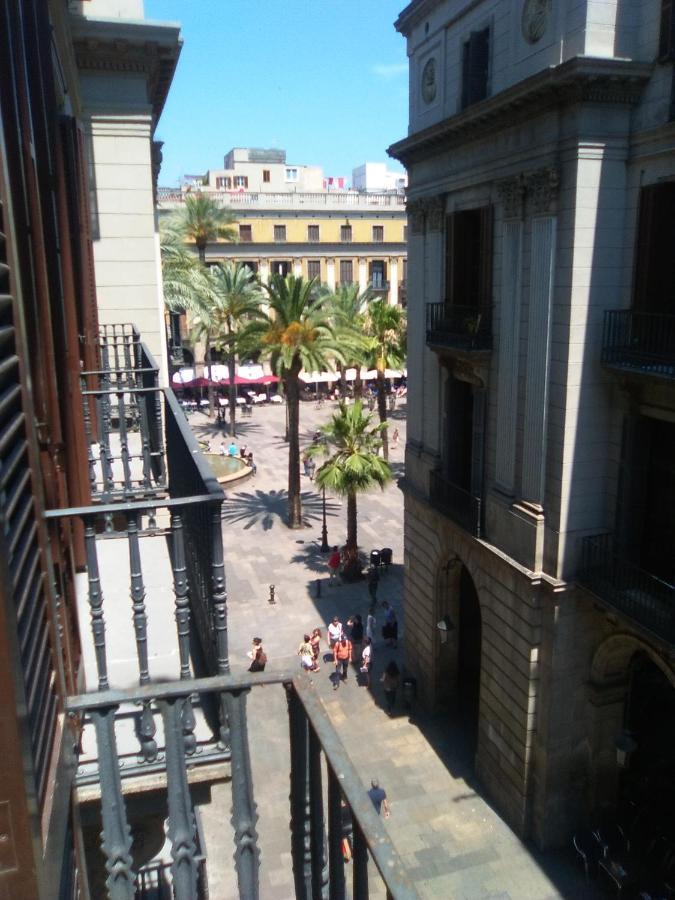 Colom Apartments Barcelona Luaran gambar